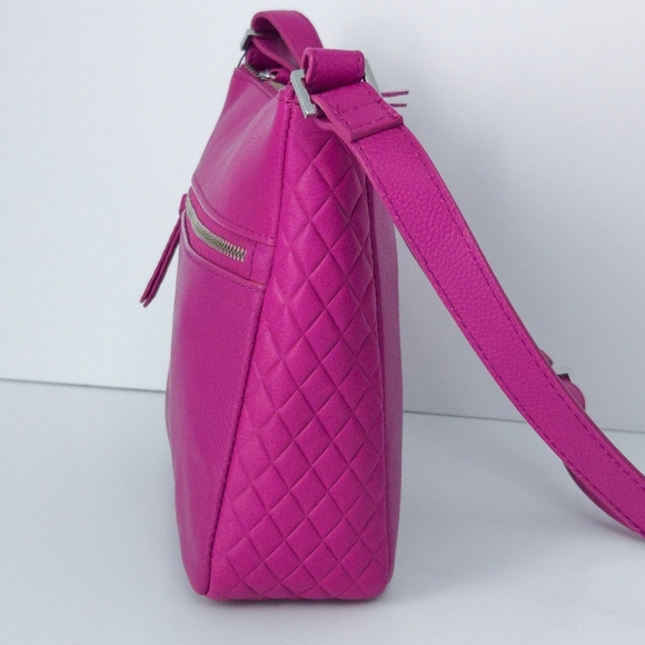 NWT Vera Bradley Pebbled Leather Fuchsia Pink Quilted Side Crossbody Handbag - Picture 2 of 8